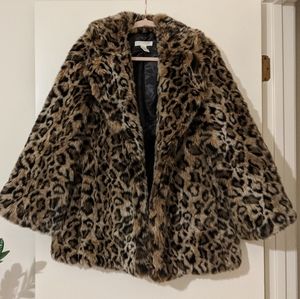 NWOT H&M leapord faux fur coat